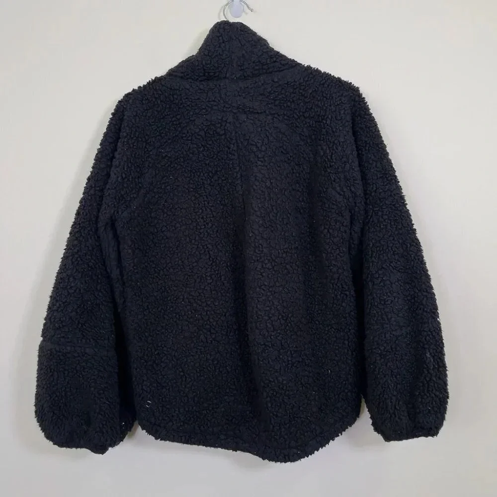 LULULEMON | WARM SHERPA PULLOVER IN BLACK